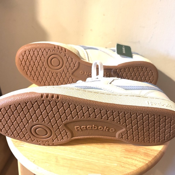 Reebok Classic Club C Revenge Vintage blue and white sneakers NWT - Picture 5 of 7